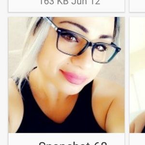 Meet your Posher, Corrina